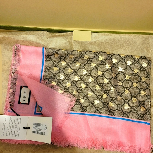 Gucci - Picture 3 of 3